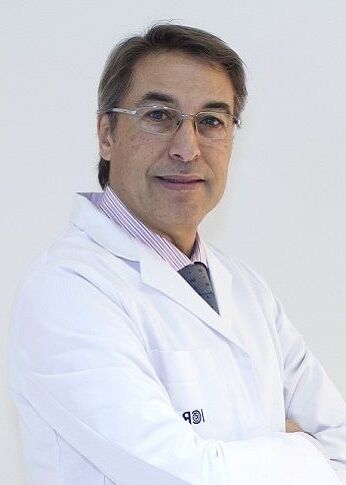 Doctor Kirurgilari Agus Sanz