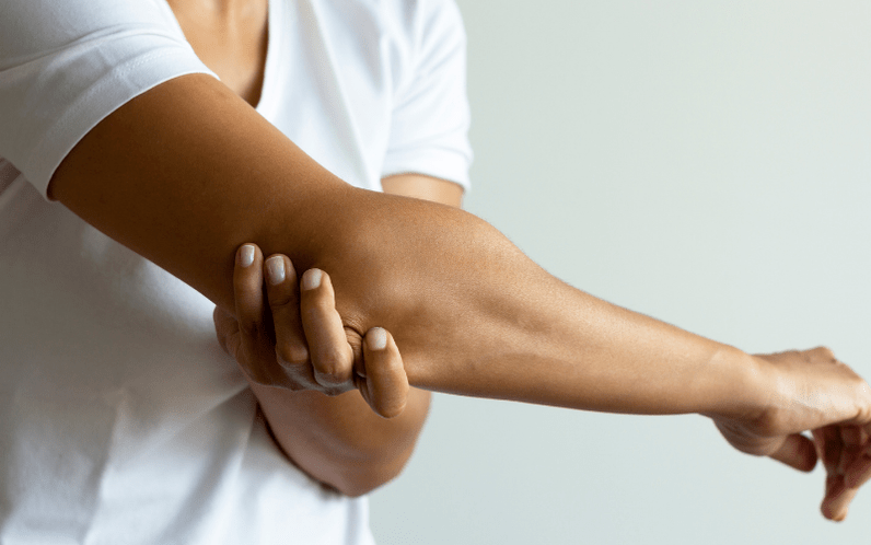 eskuetako artrosiaren sintoma nabariak